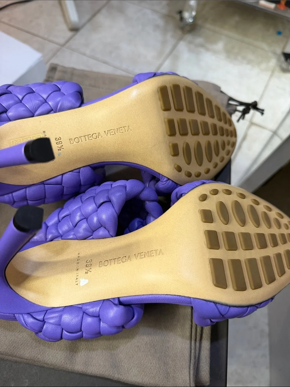 Bottega Veneta Lavender Braided Leather Heels - Picture 6 of 8